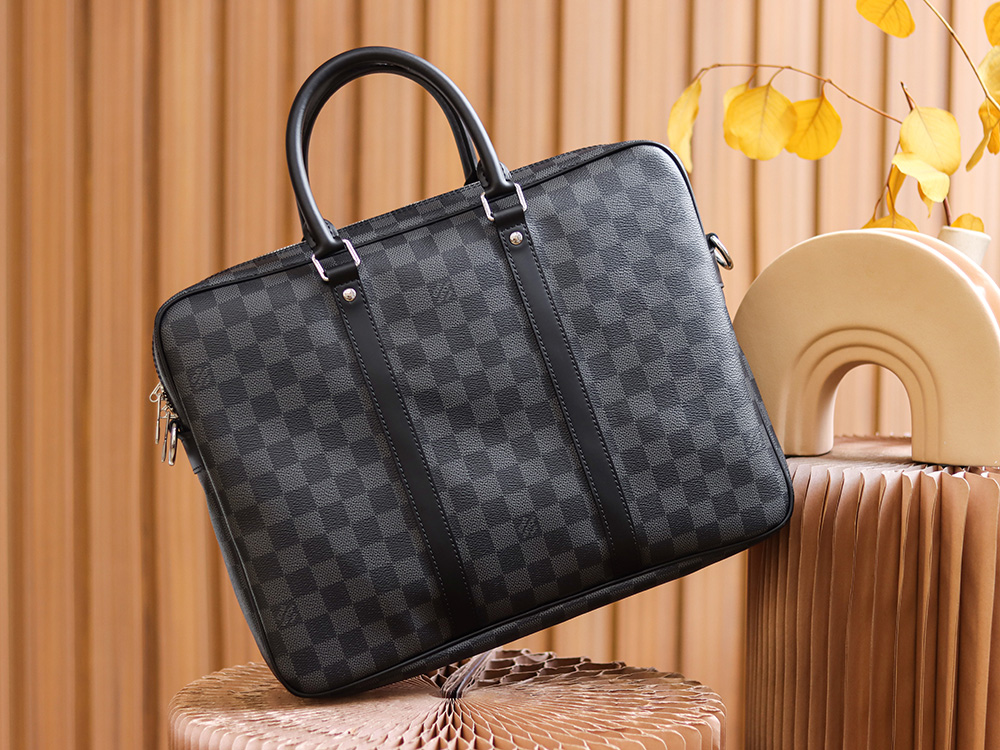 Louis Vuitton 路易威登 Leather Goods