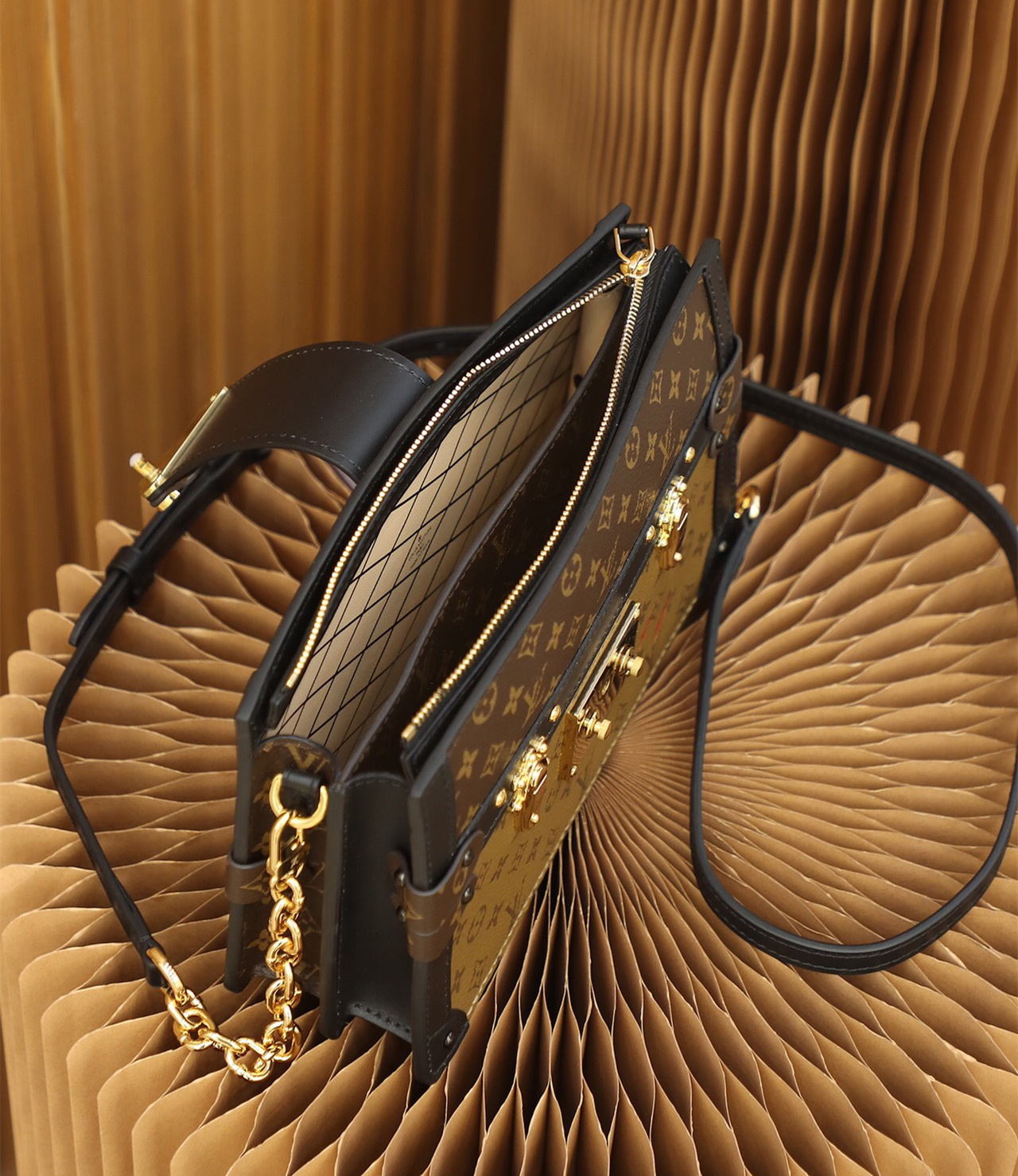 Louis Vuitton 路易威登 Leather Goods