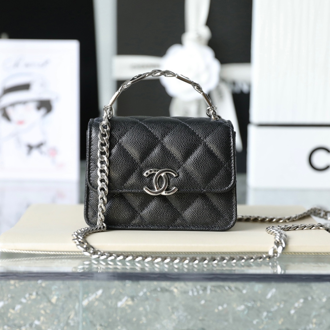 Chanel 香奈兒 Leather Goods