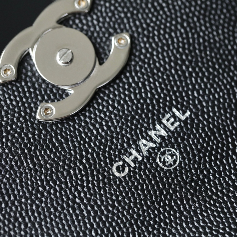 Chanel 香奈兒 Leather Goods