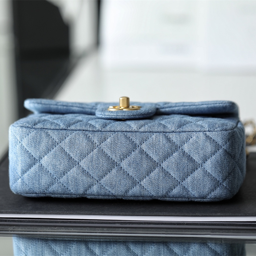 Chanel 香奈兒 Leather Goods