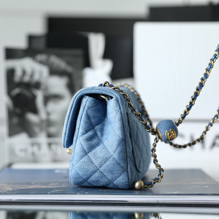 Chanel 香奈兒 Leather Goods
