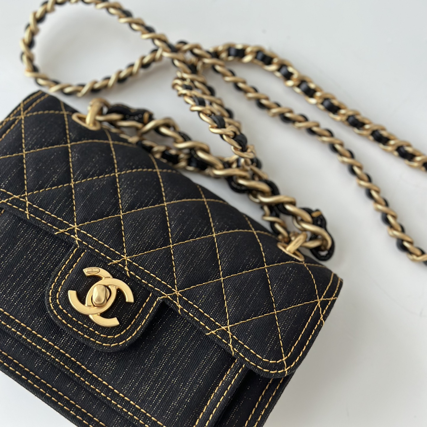 Chanel 香奈兒 Leather Goods