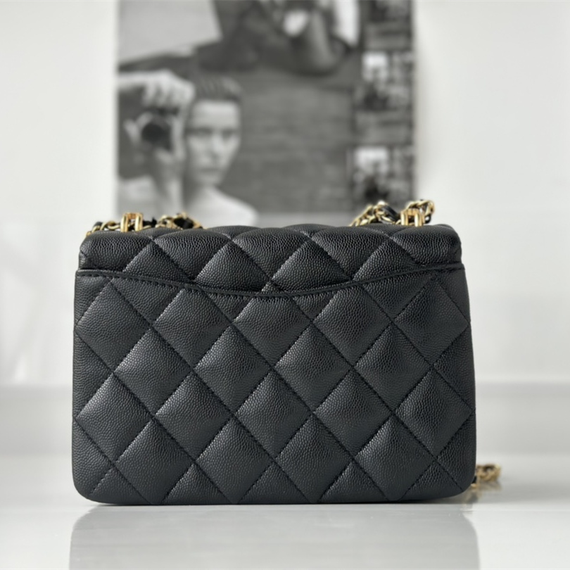 Chanel 香奈兒 Leather Goods