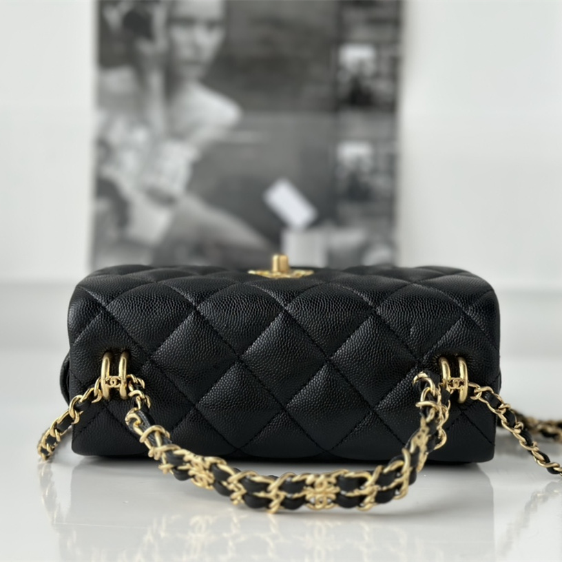Chanel 香奈兒 Leather Goods