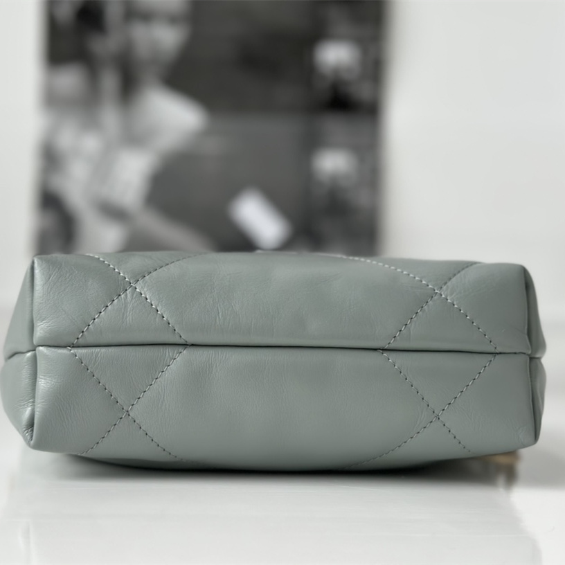 Chanel 香奈兒 Leather Goods