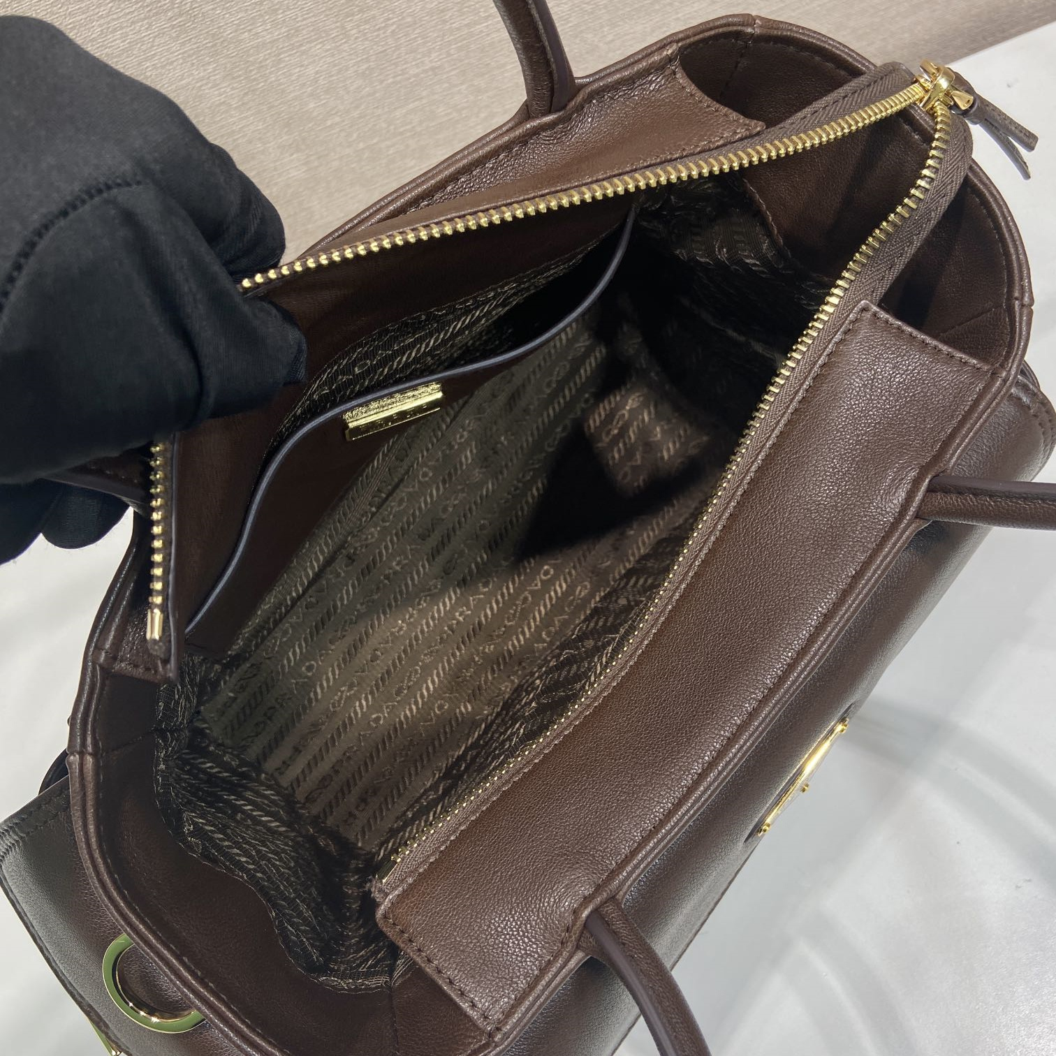 Prada 普拉達 Leather Goods