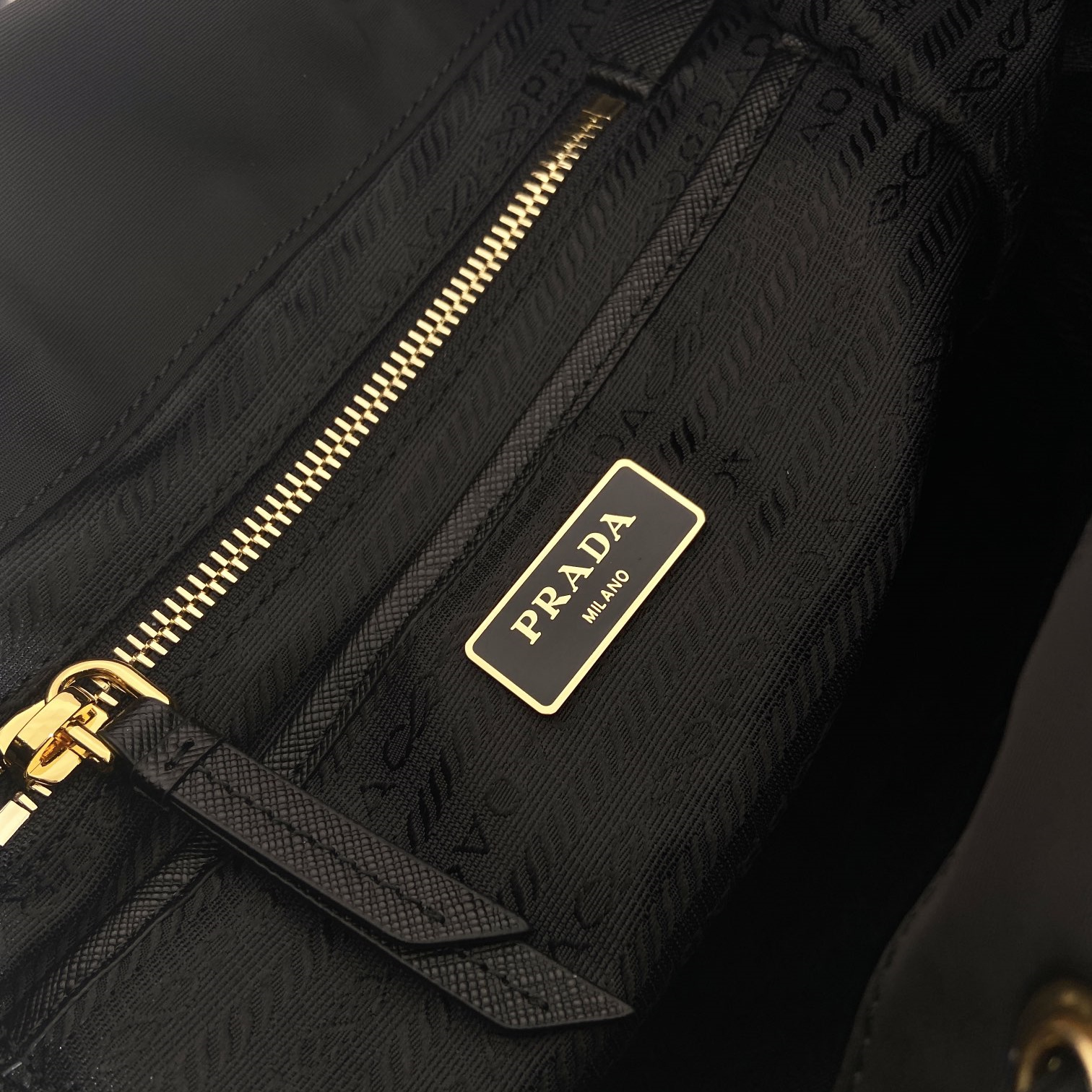 Prada 普拉達 Leather Goods