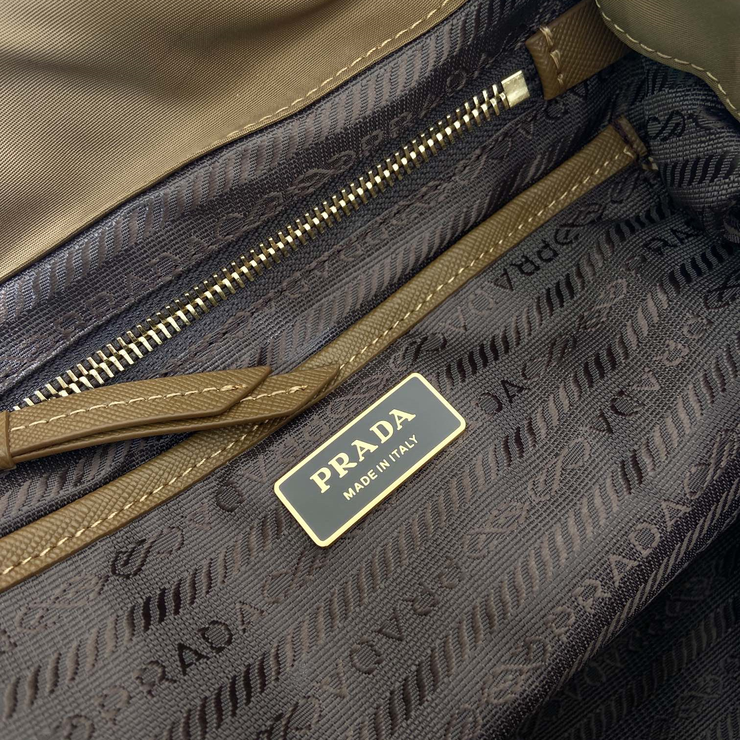 Prada 普拉達 Leather Goods