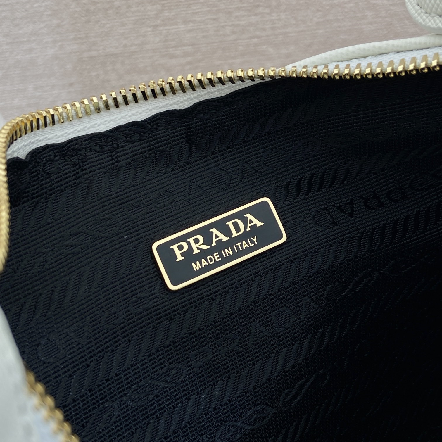 Prada 普拉達 Leather Goods
