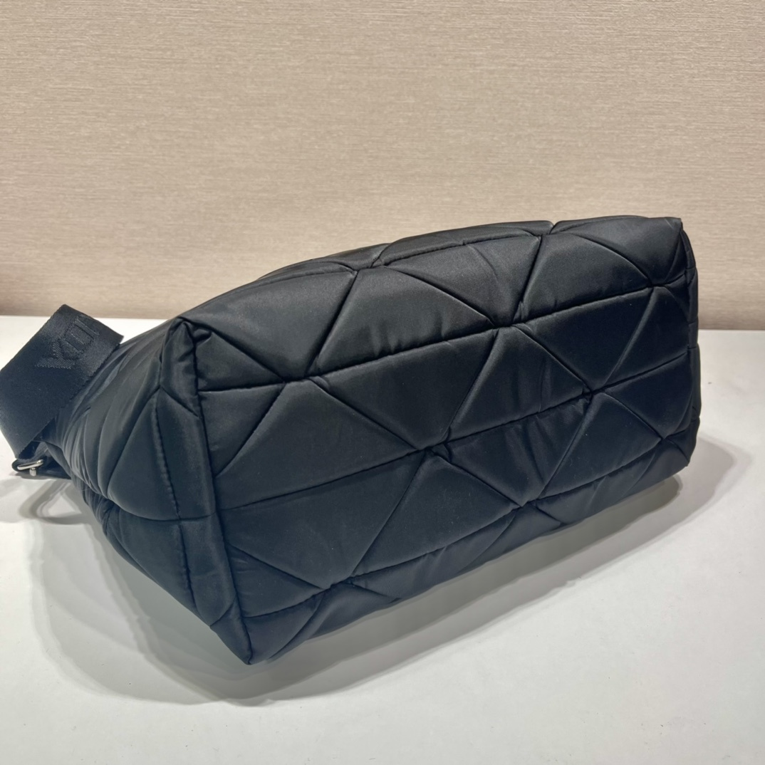 Prada 普拉達 Leather Goods