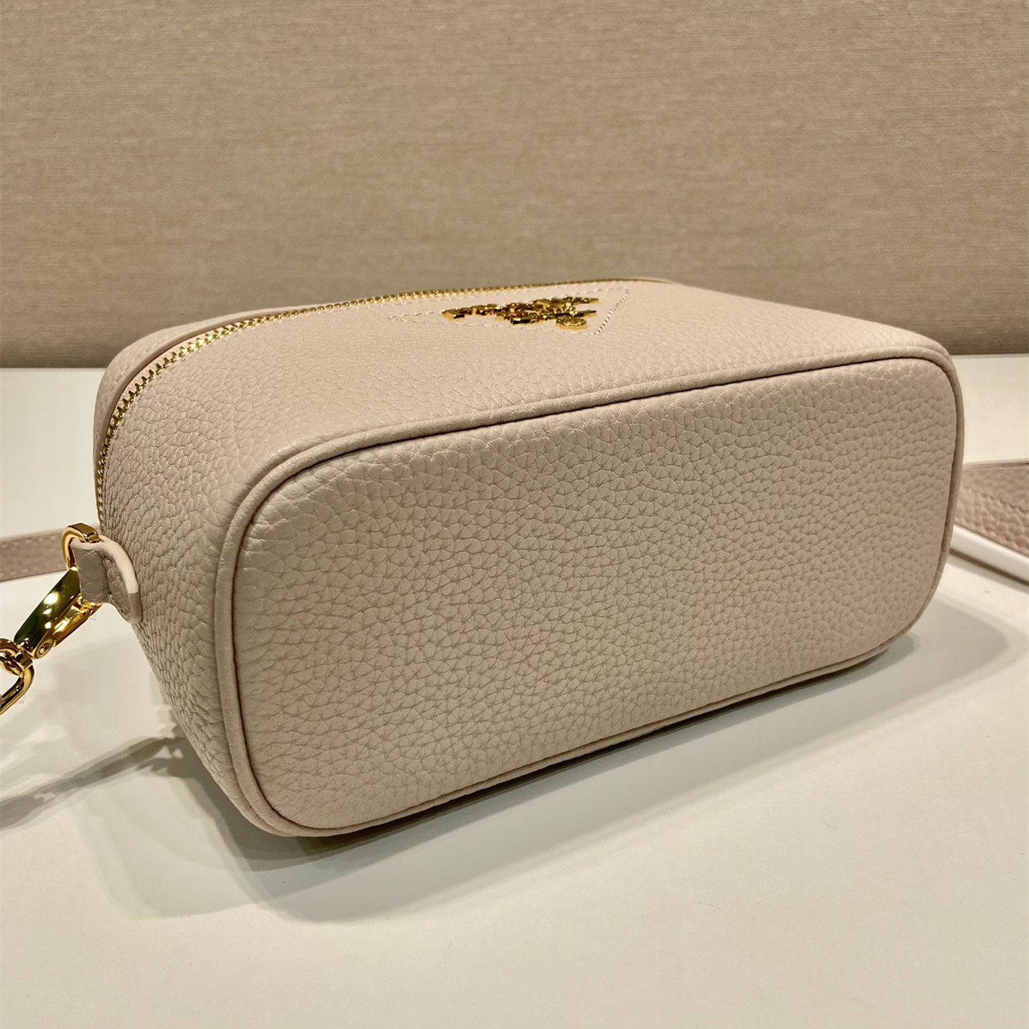 Prada 普拉達 Leather Goods
