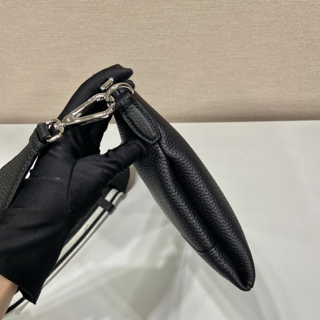 Prada 普拉達 Leather Goods