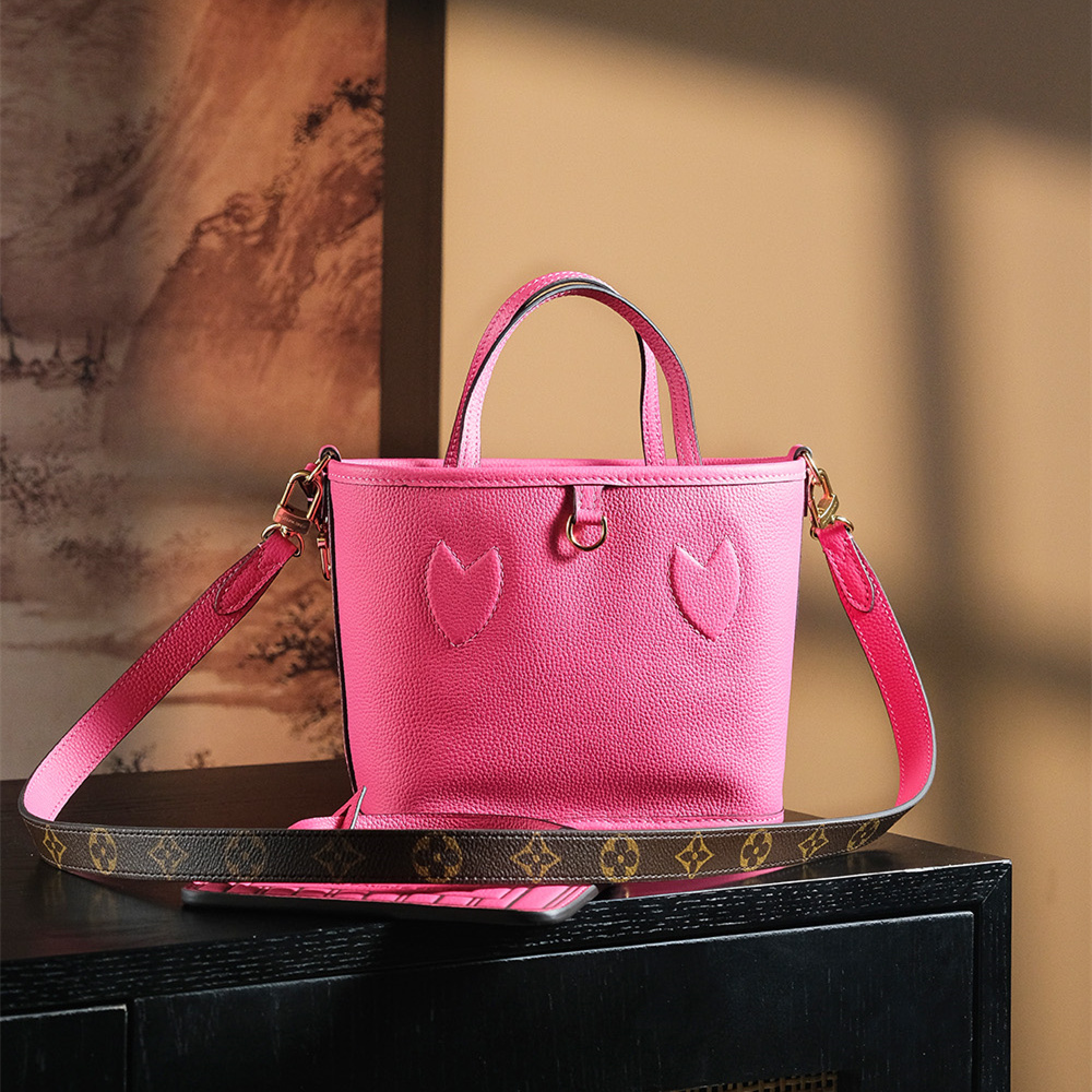Louis Vuitton 路易威登 Leather Goods