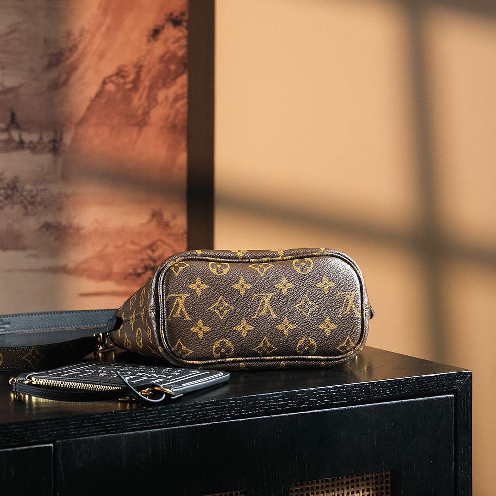 Louis Vuitton 路易威登 Leather Goods