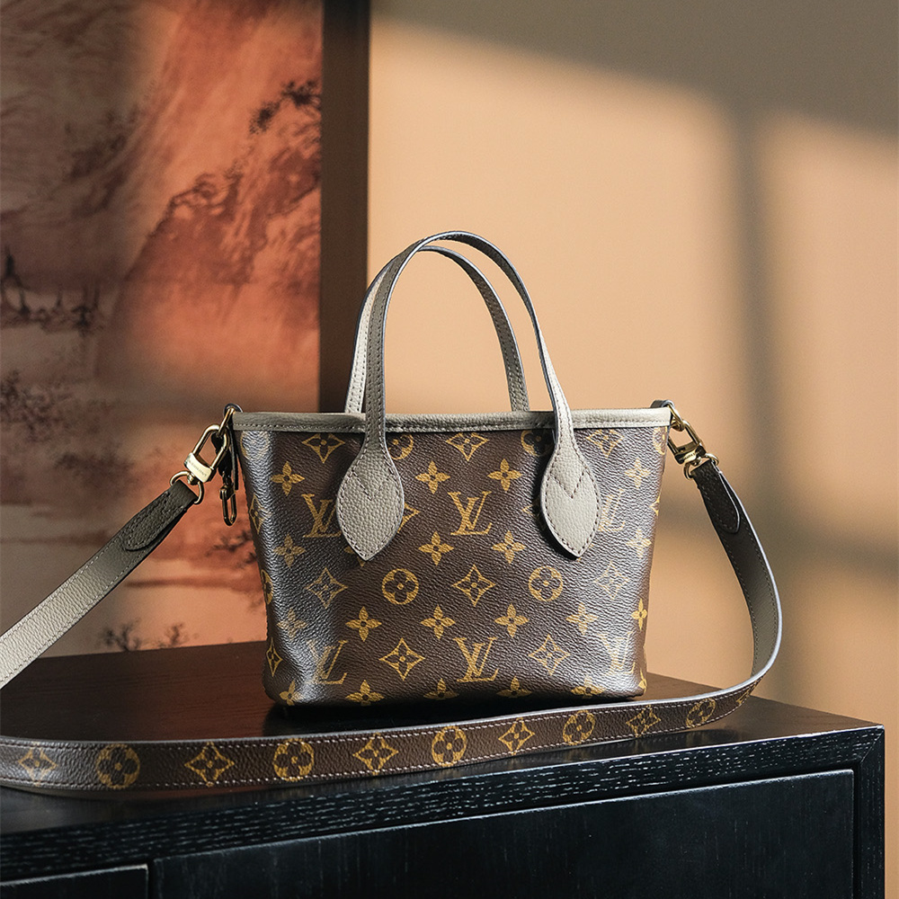 Louis Vuitton 路易威登 Leather Goods