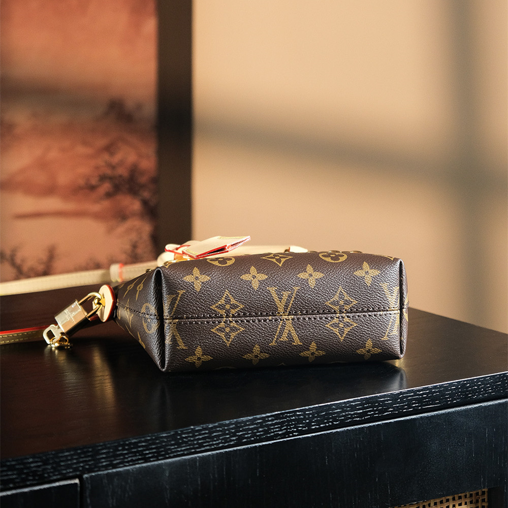 Louis Vuitton 路易威登 Leather Goods