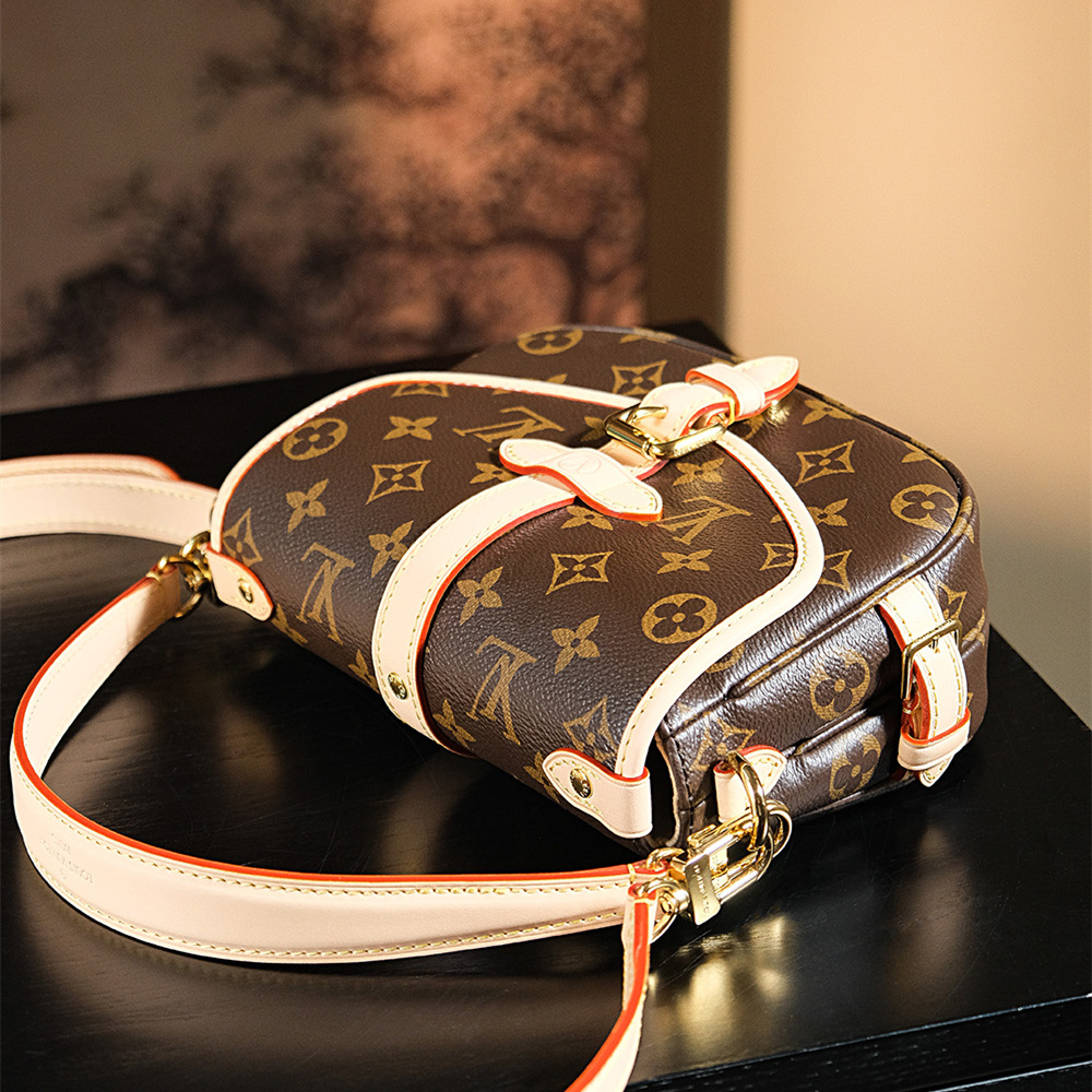 Louis Vuitton 路易威登 Leather Goods