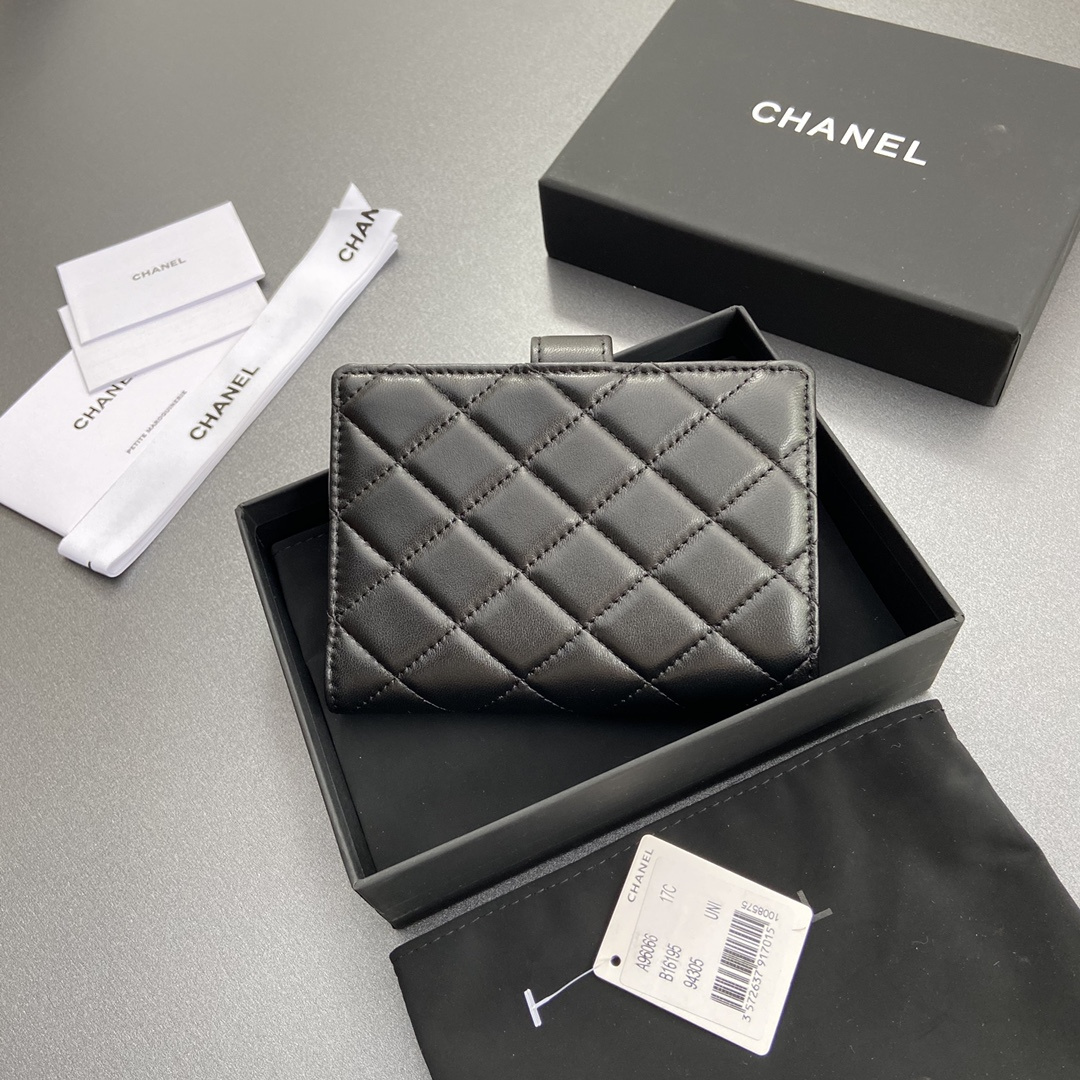 Chanel 香奈兒 Leather Goods