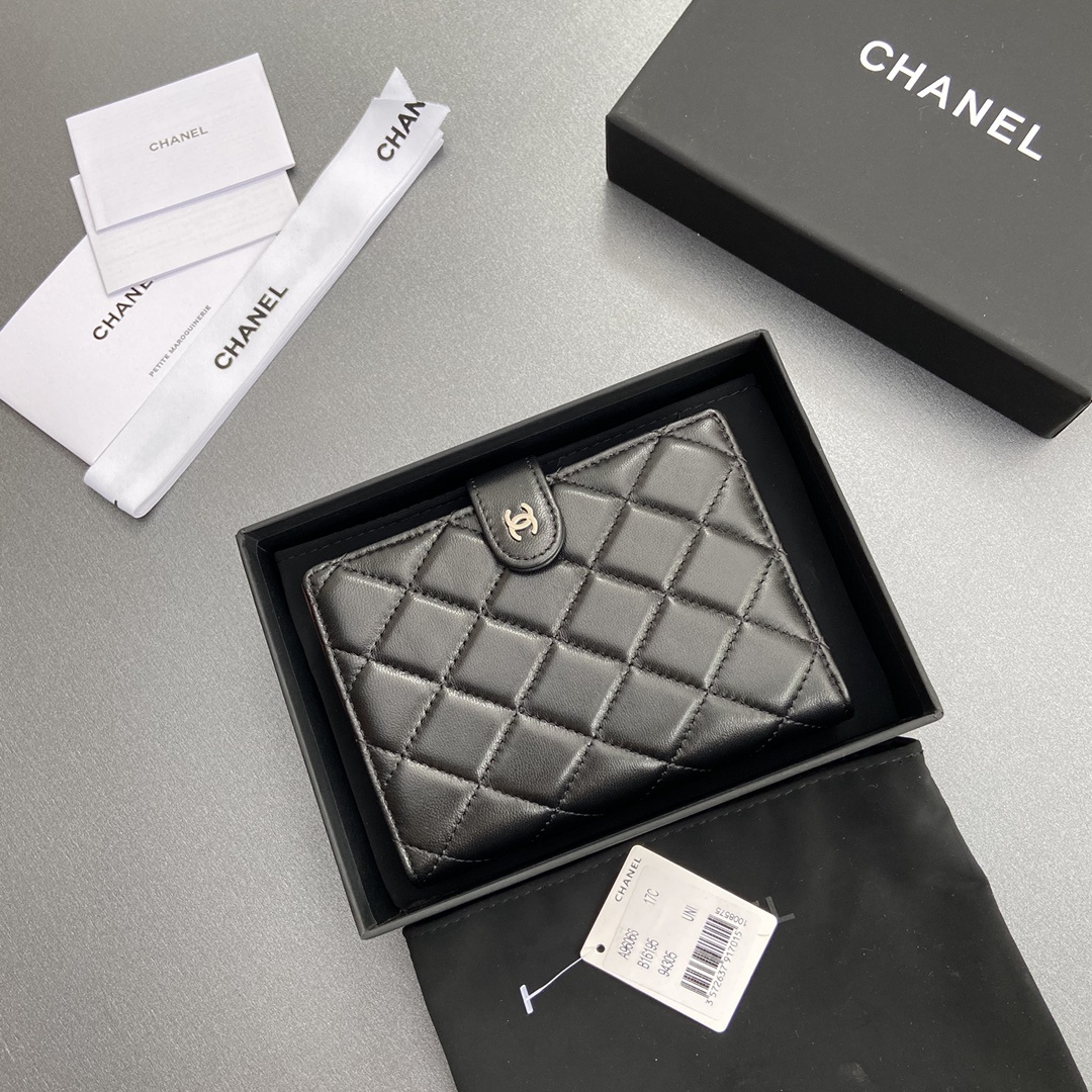 Chanel 香奈兒 Leather Goods