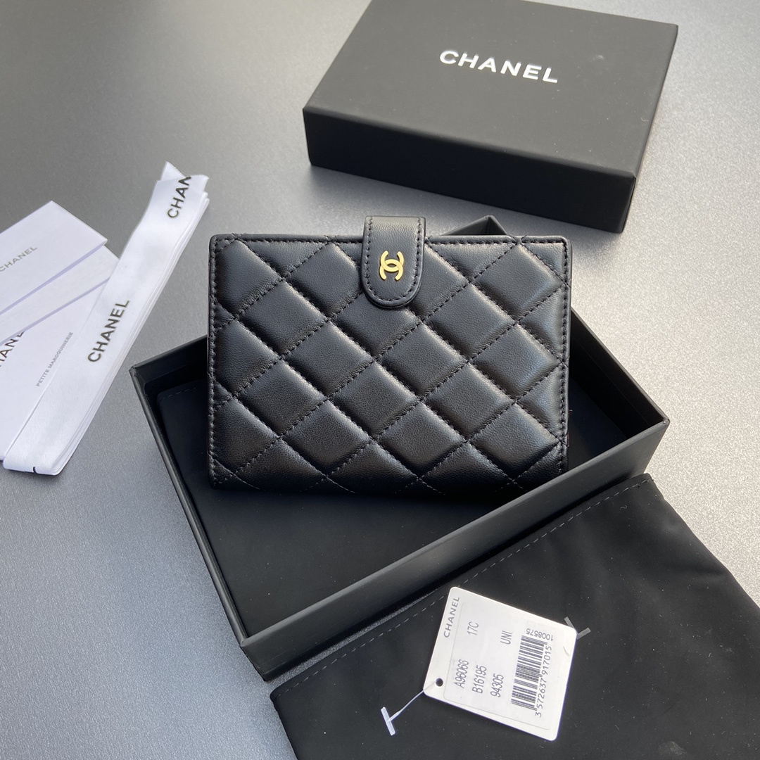 Chanel 香奈兒 Leather Goods