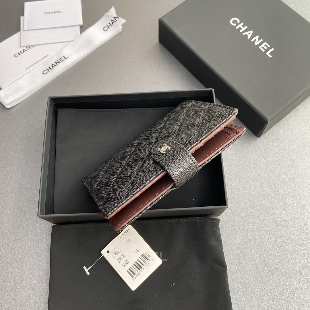 高仿Chanel*24K系列AP3824護照夾魚子醬黑色銀扣免檢版