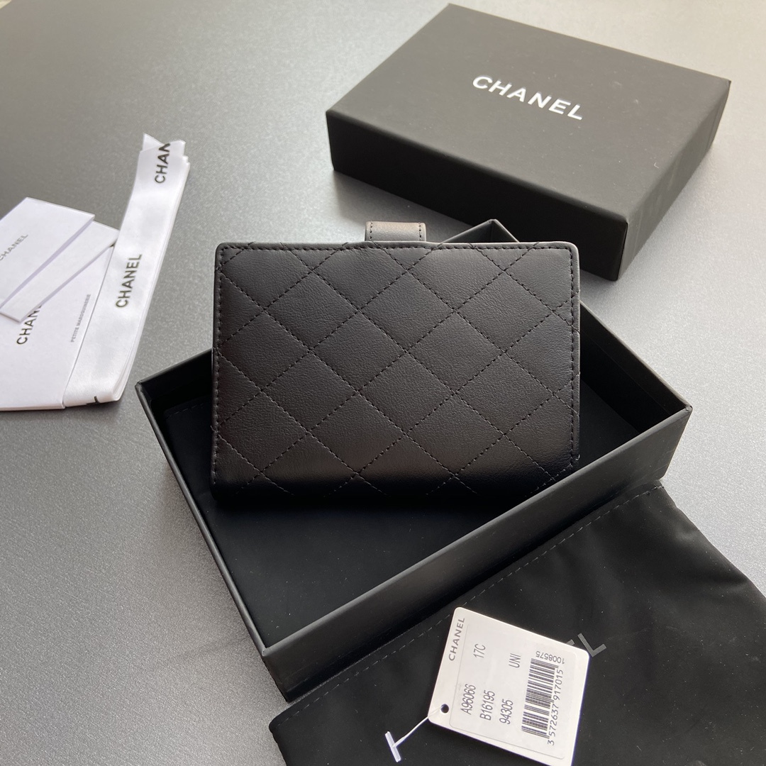 Chanel 香奈兒 Leather Goods