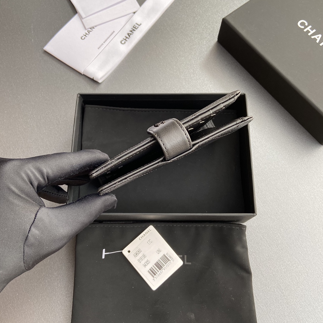 Chanel 香奈兒 Leather Goods