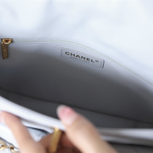 Chanel 香奈兒 Leather Goods