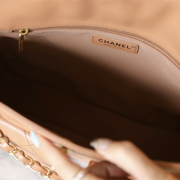 Chanel 香奈兒 Leather Goods