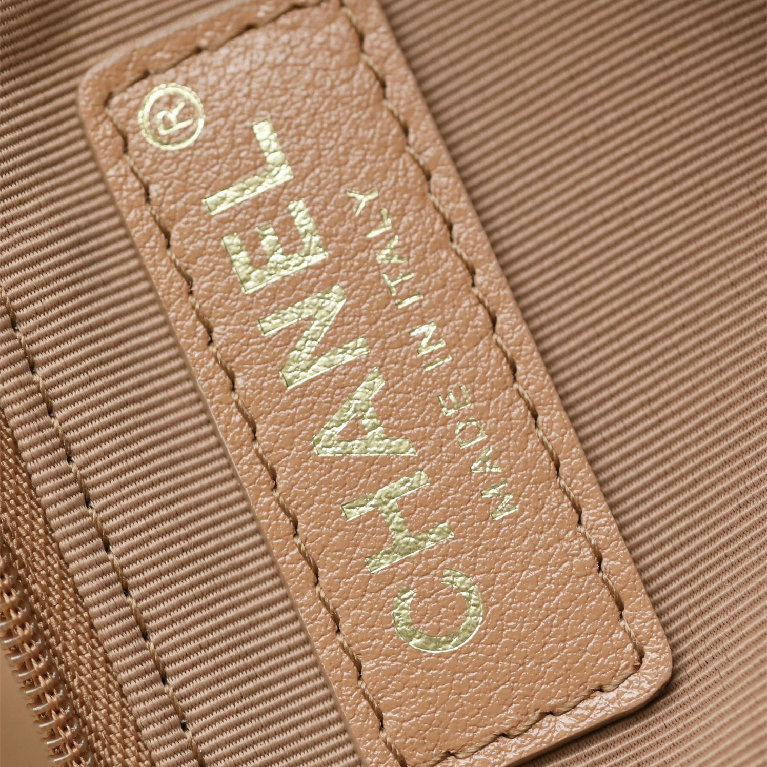 Chanel 香奈兒 Leather Goods