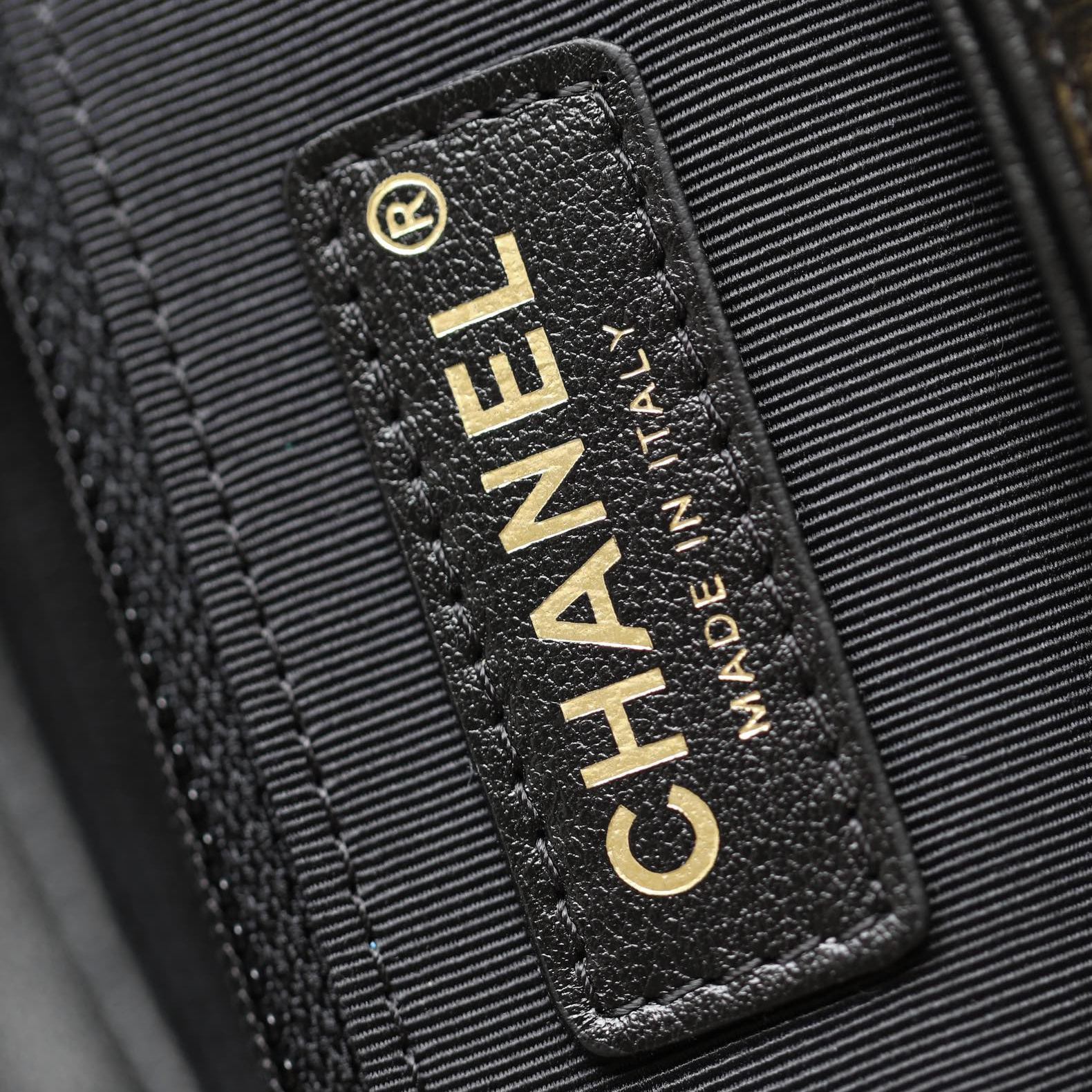 Chanel 香奈兒 Leather Goods