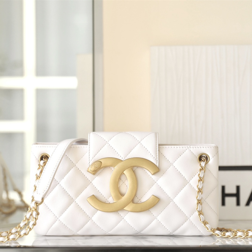 Chanel 香奈兒 Leather Goods