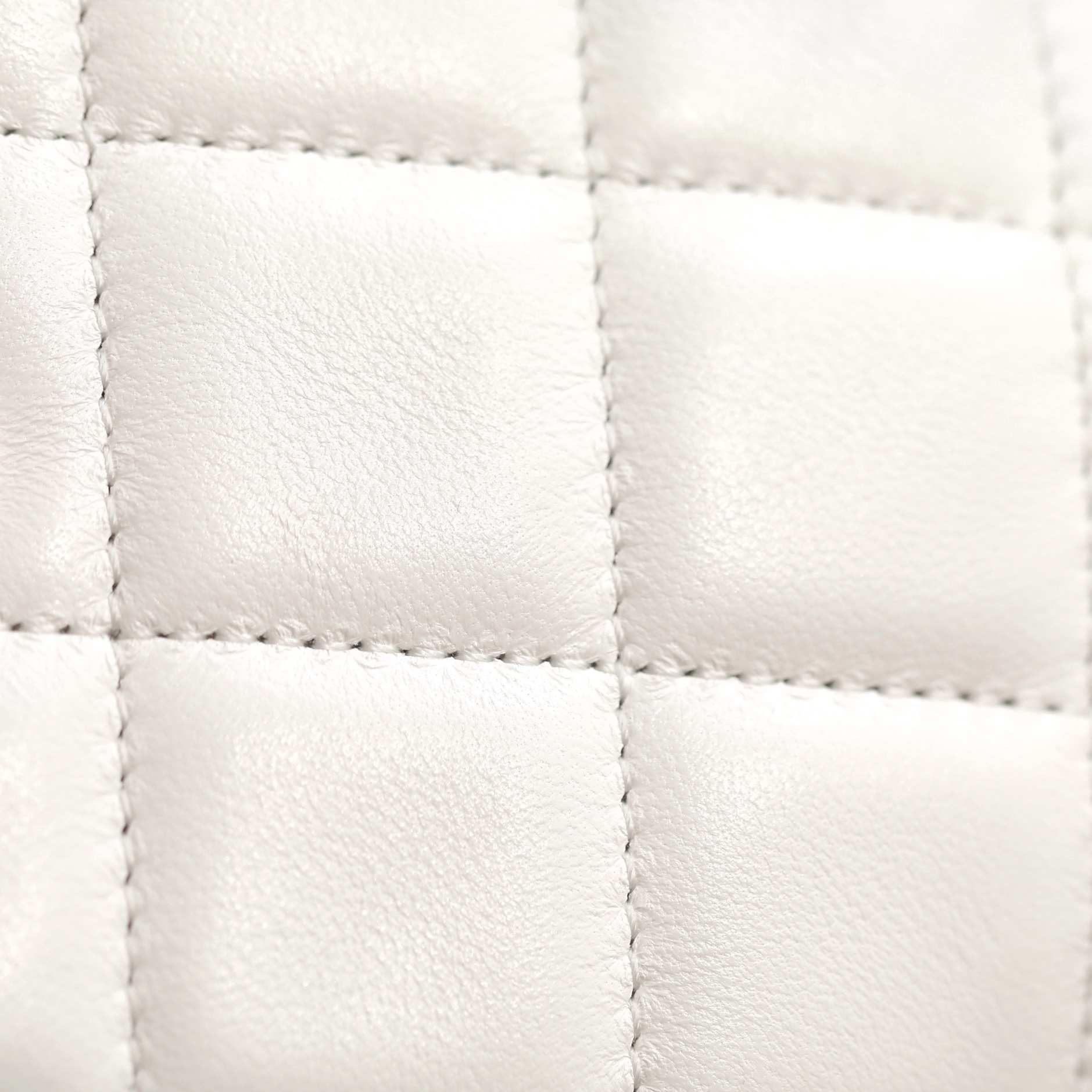 Chanel 香奈兒 Leather Goods