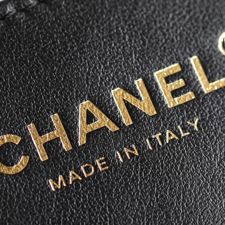 Chanel 香奈兒 Leather Goods