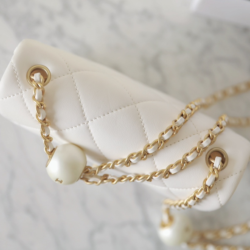 Chanel 香奈兒 Leather Goods