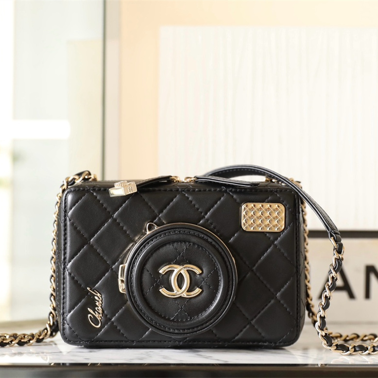 Chanel 香奈兒 Leather Goods