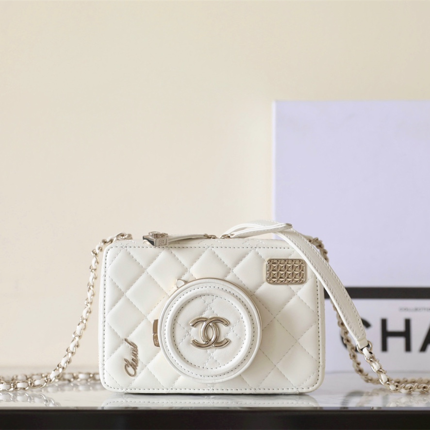 Chanel 香奈兒 Leather Goods