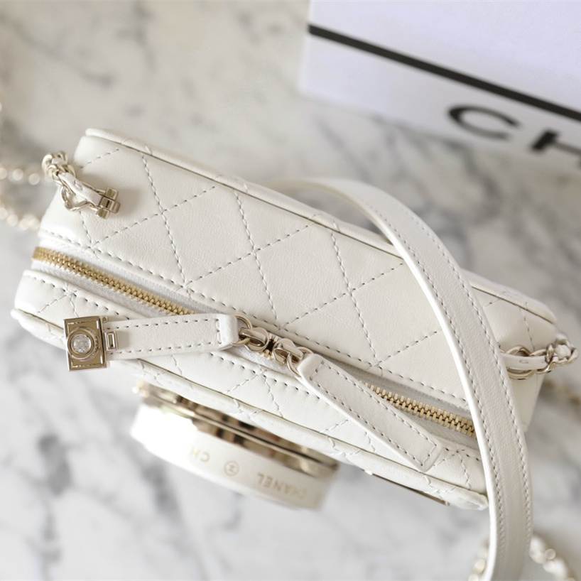 Chanel 香奈兒 Leather Goods