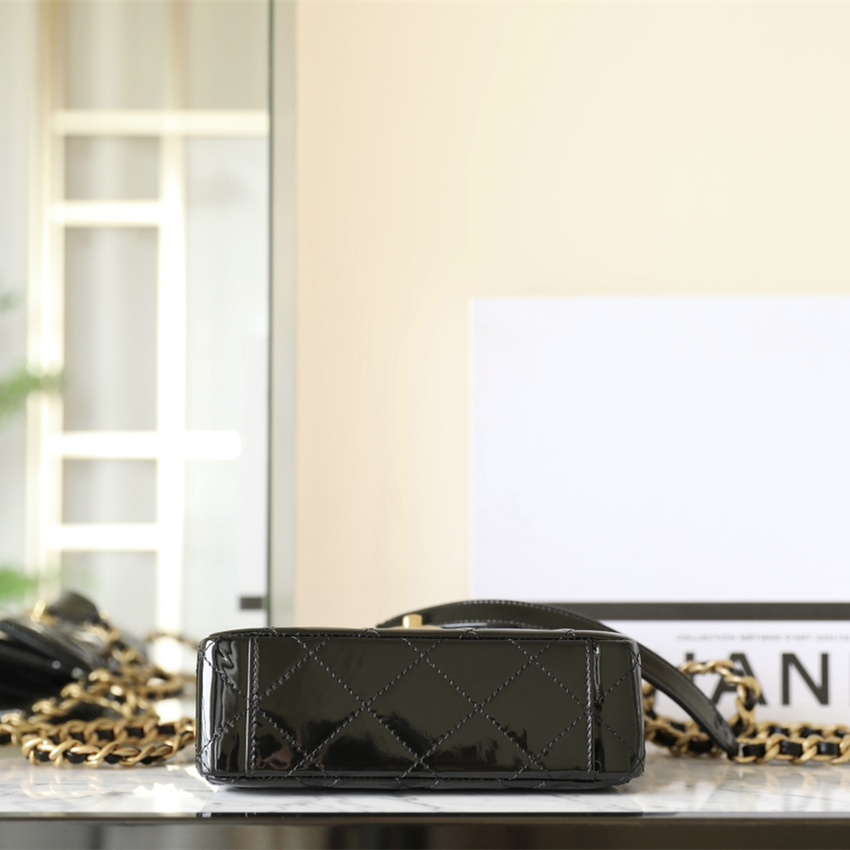 Chanel 香奈兒 Leather Goods