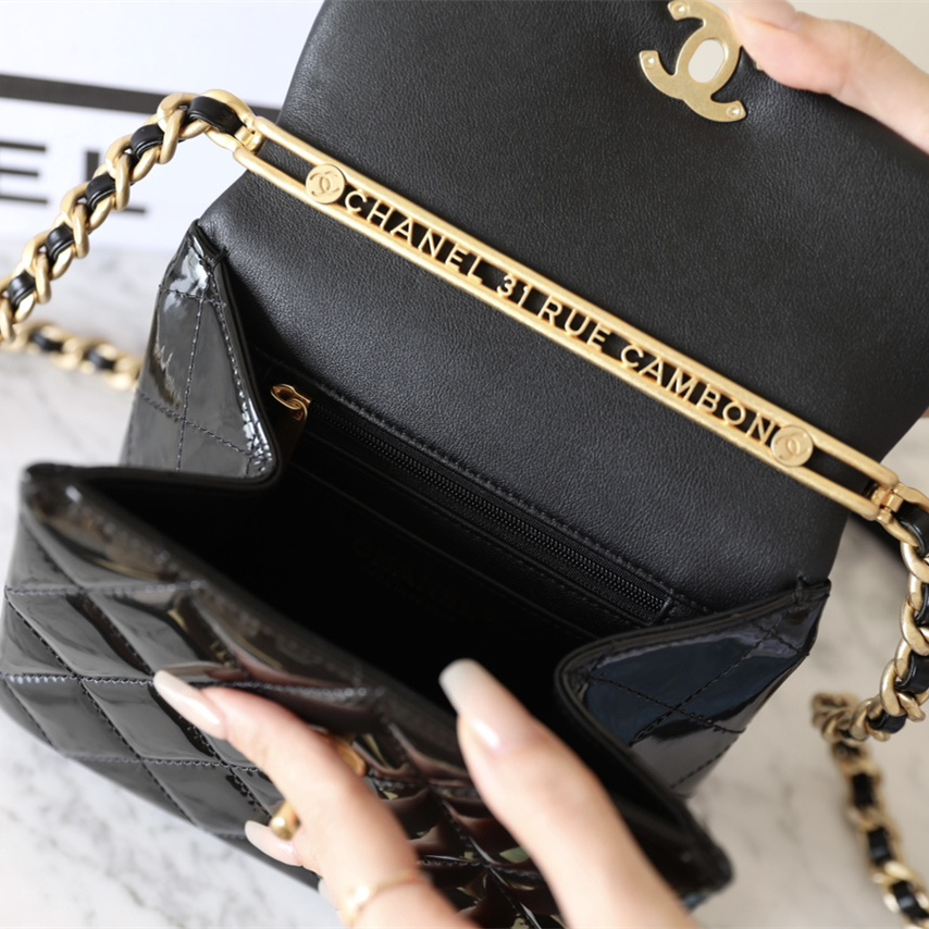 Chanel 香奈兒 Leather Goods