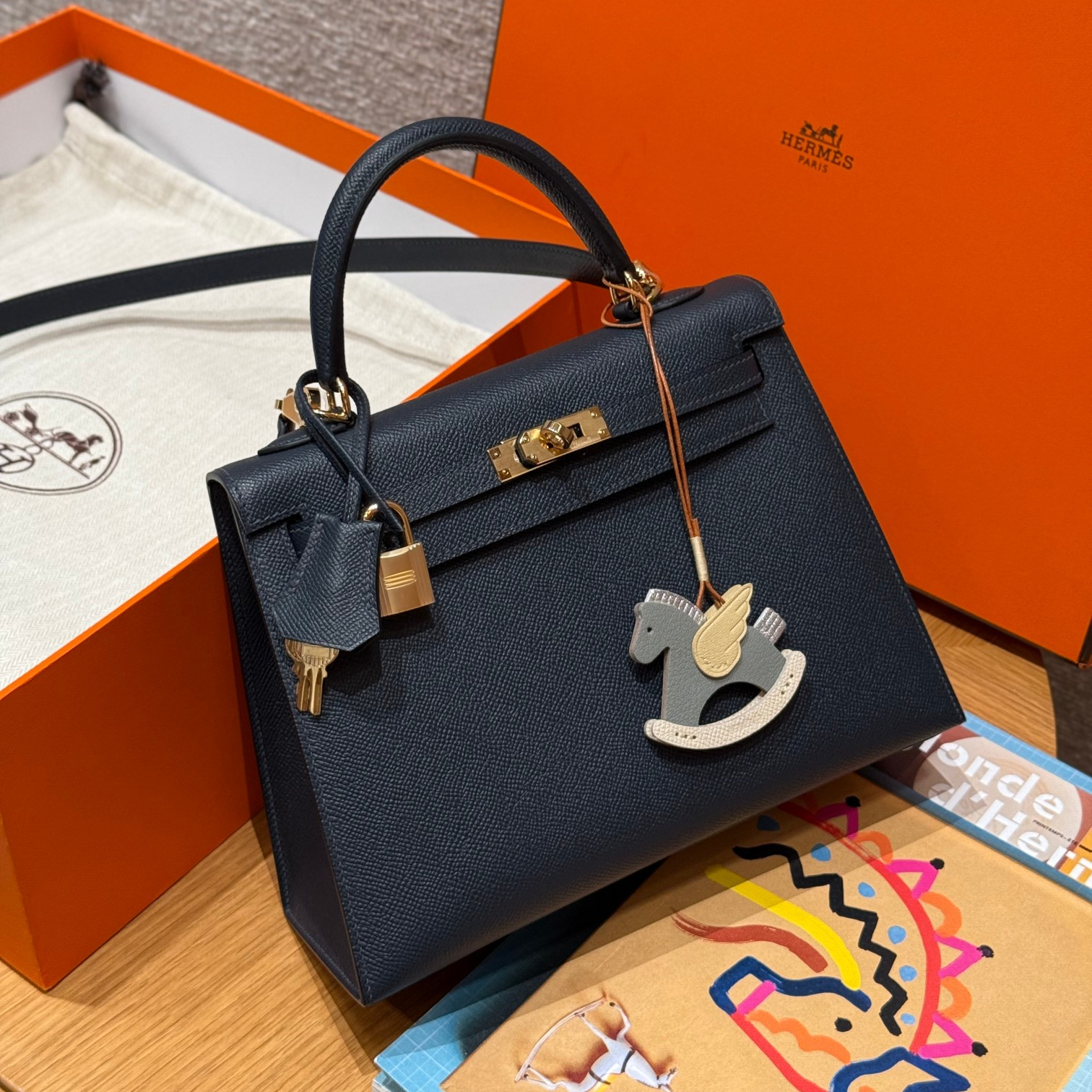 高仿Hermes*Kelly25系列H043110EP2Z寶石藍金扣牛皮純手工