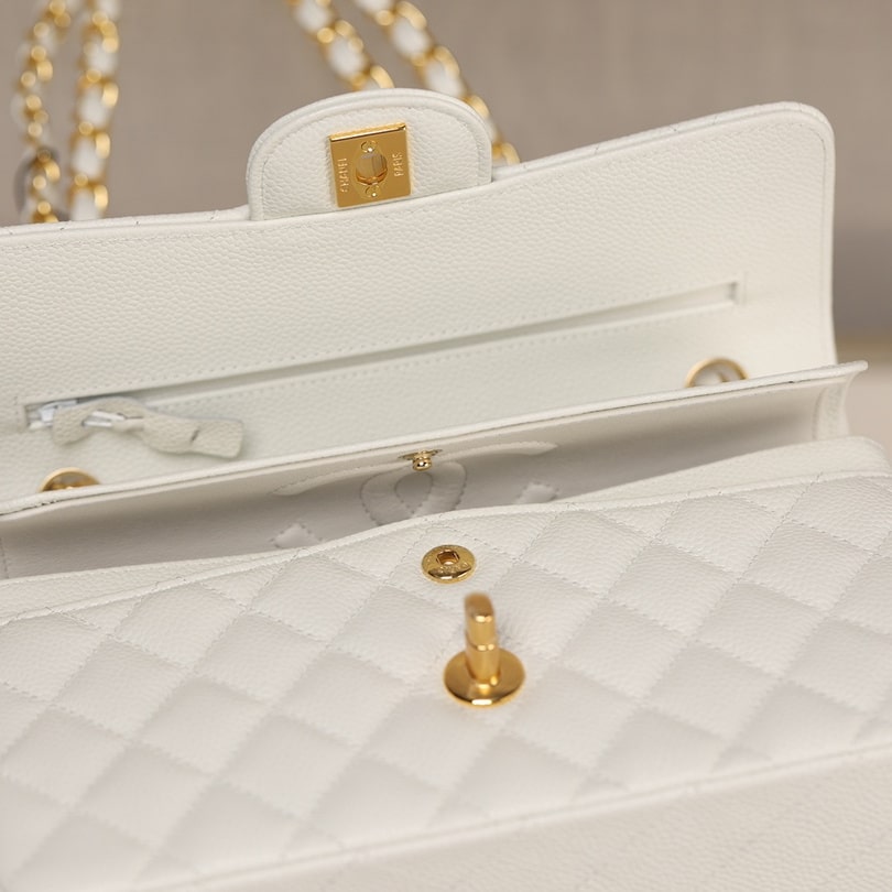 Chanel 香奈兒 Leather Goods