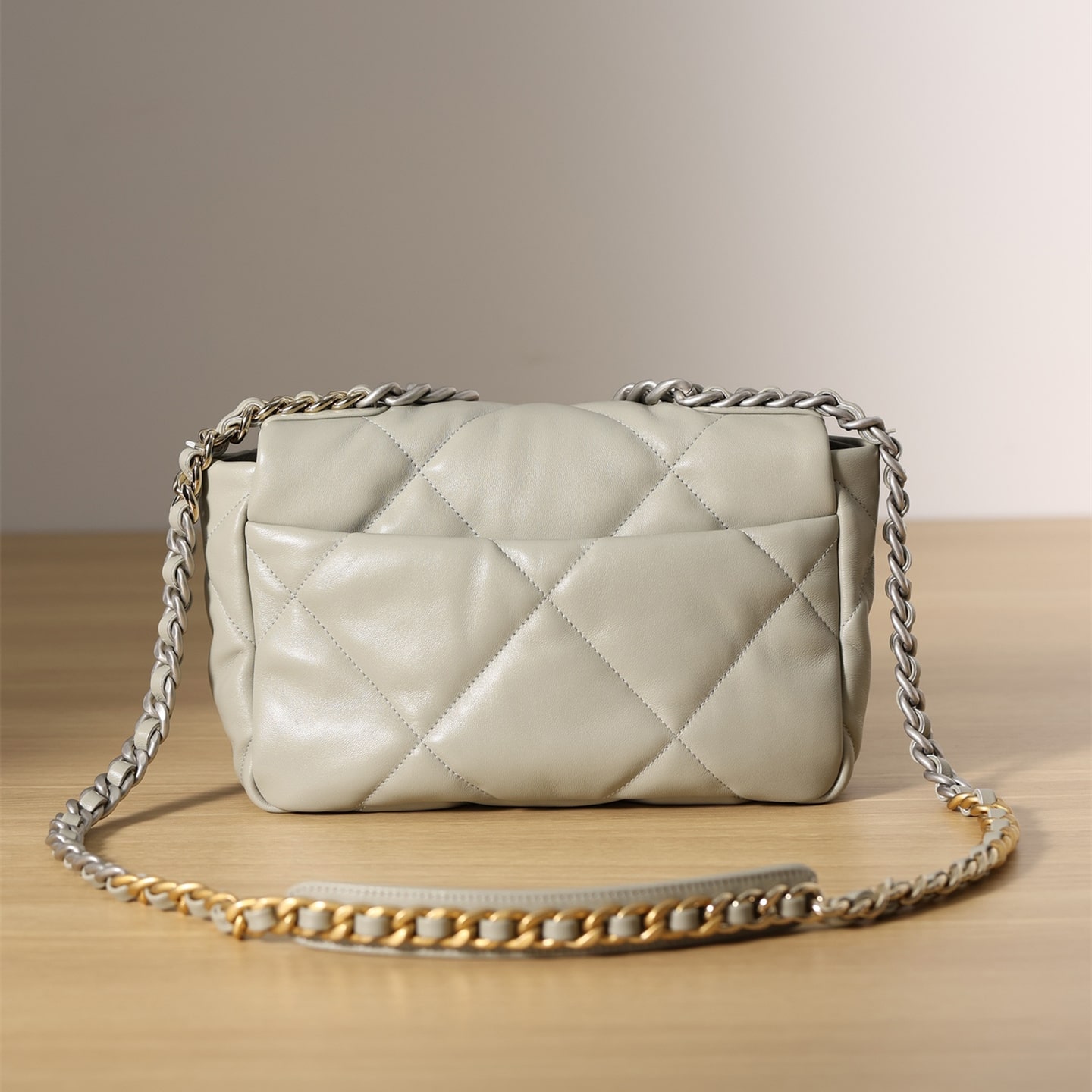 Chanel 香奈兒 Leather Goods