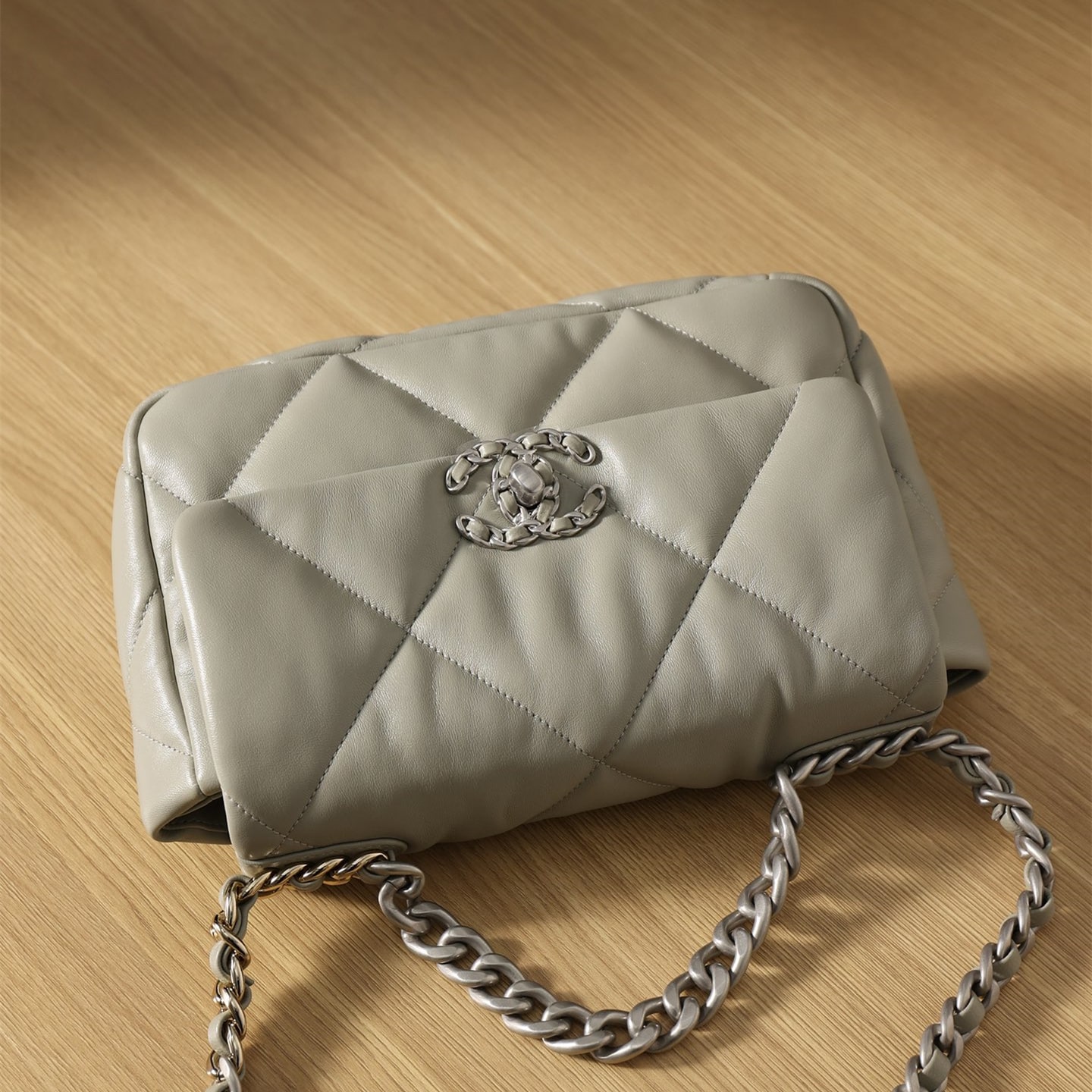 Chanel 香奈兒 Leather Goods