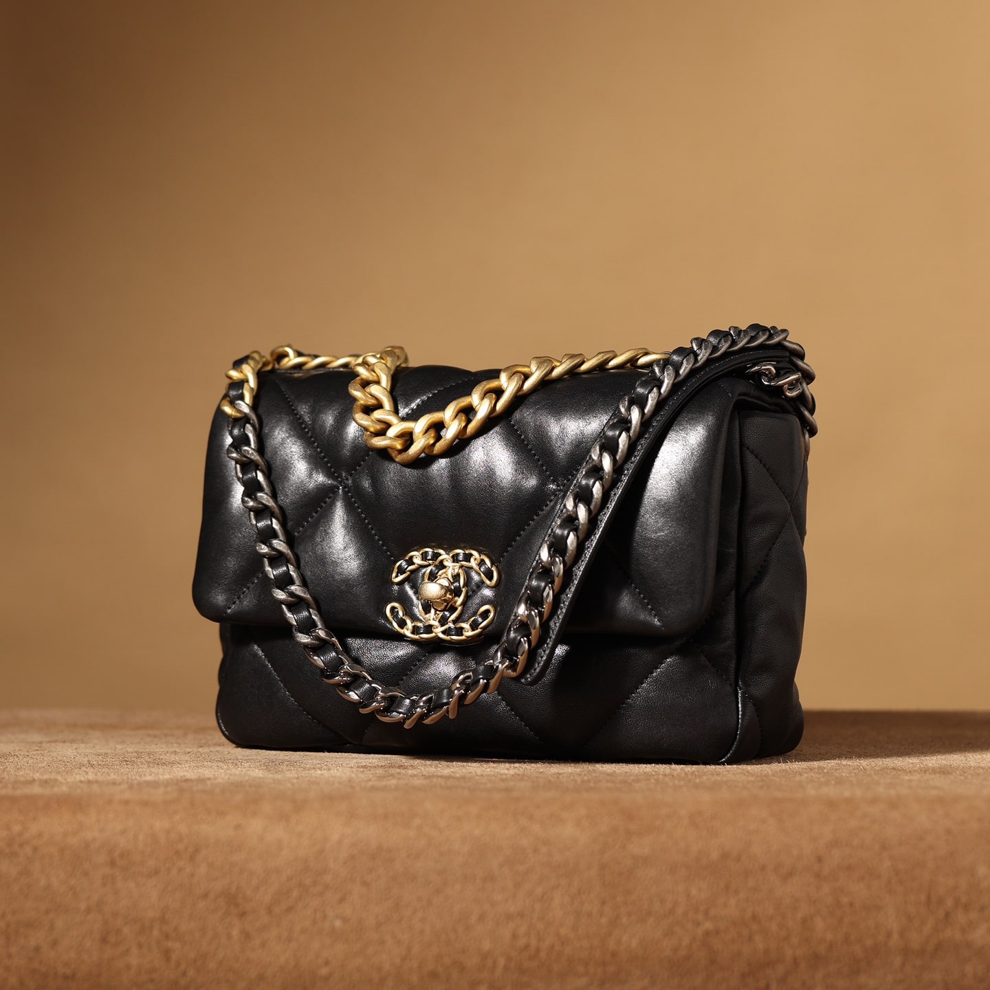 Chanel 香奈兒 Leather Goods