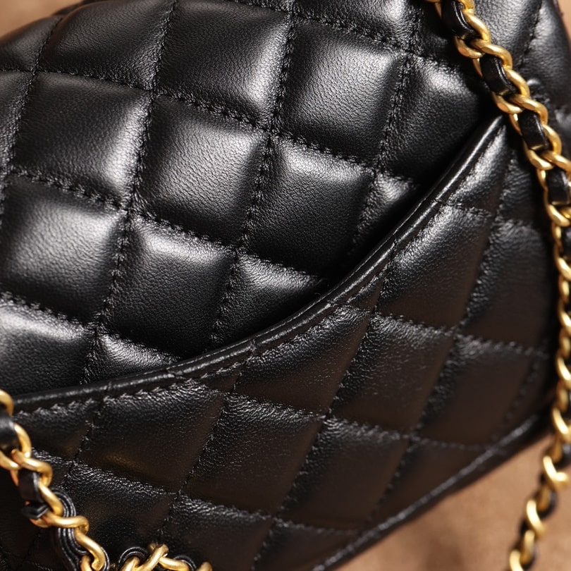 Chanel 香奈兒 Leather Goods