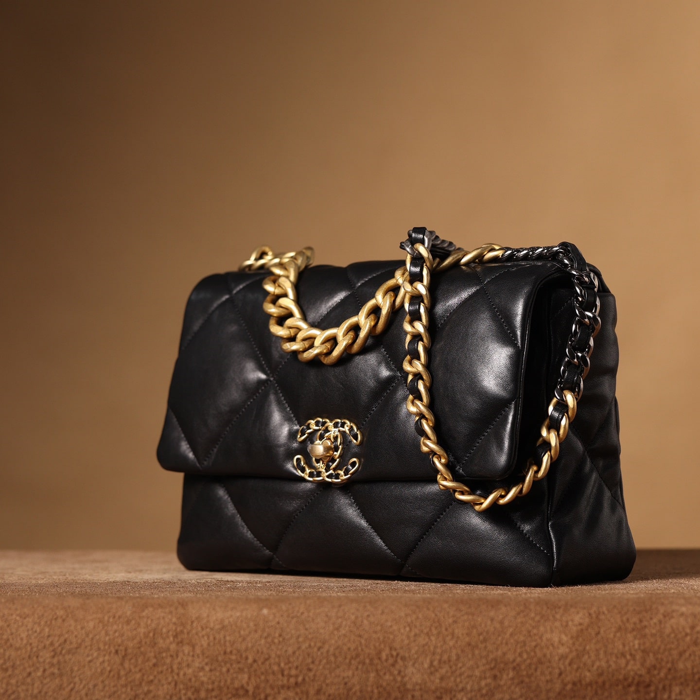 Chanel 香奈兒 Leather Goods