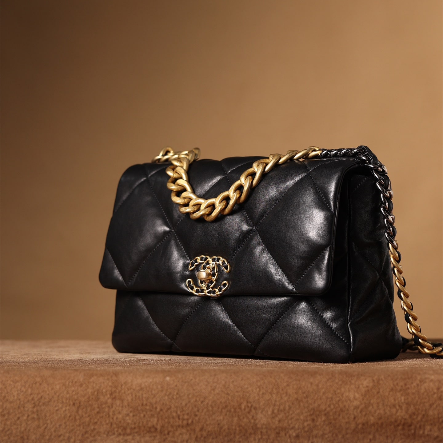 Chanel 香奈兒 Leather Goods