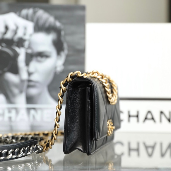 Chanel 香奈兒 Leather Goods